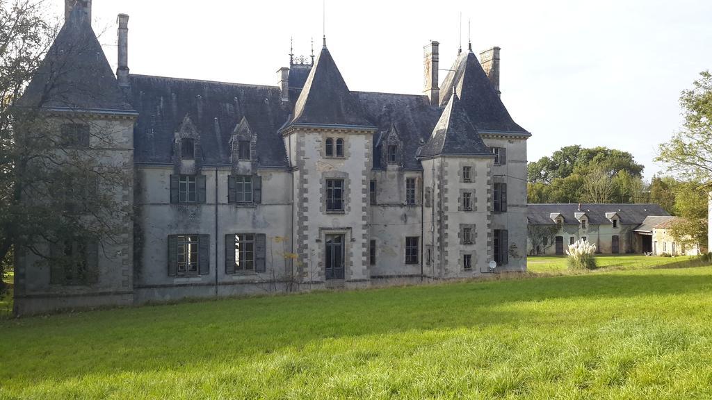 Chateau Pont Jarno B&B Champdeniers 외부 사진
